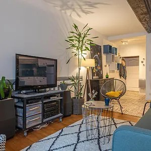 https://larpege-appartement-de-charme-cur-historique-de-vannes.inbrittany.com