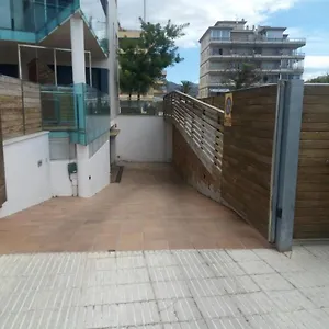 https://appartement-residence-a-roses-port-trebol-avec-piscine.catalonia-hotels.com